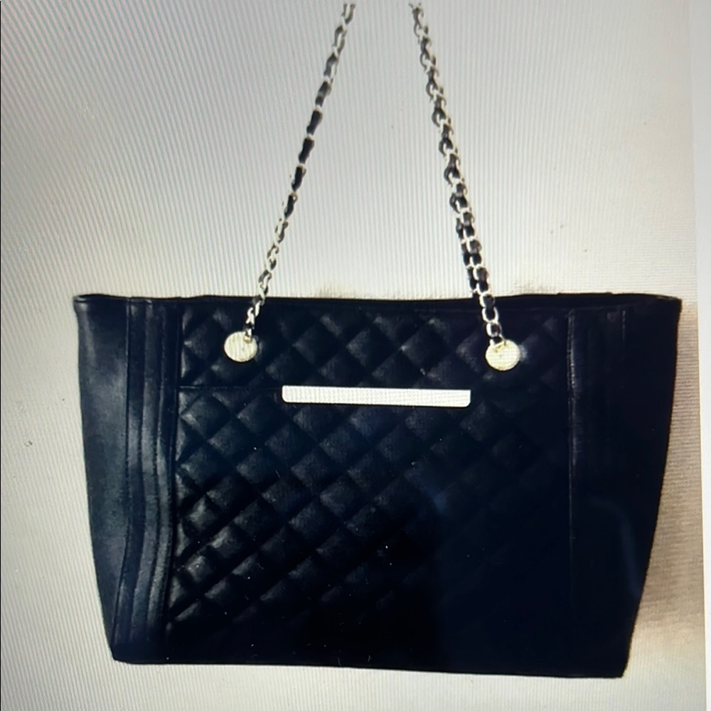 - Black Quilted Tote Bag